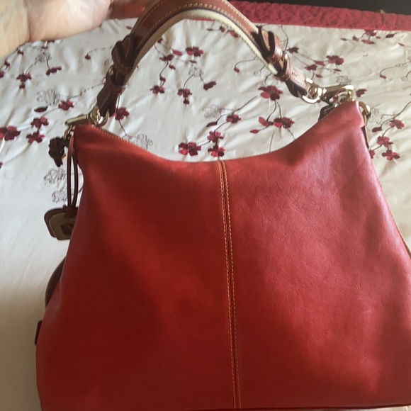 COPY - Dooney and Bourke purse - Picture 4 of 11